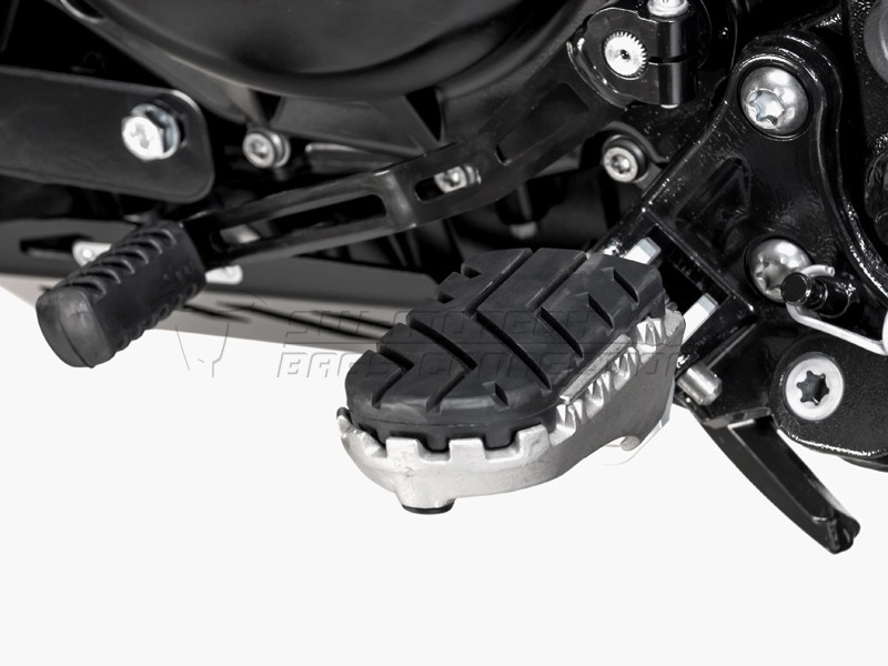 BMW F 800 GS (07-) - stupačky + mont. kit SW-Motech