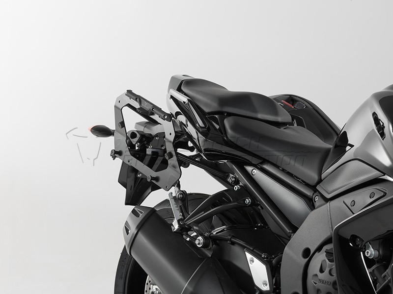 Yamaha FZ1 1000 / Fazer (05-) - boční nosič QUICK-LOCK SW-Motech