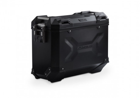 Hliníkový, roboticky svařovaný kufr TRAX Adventure o objemu 37 litrů.