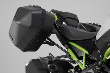 Kawasaki Z 900 (19-) - sada nosičů a kufrů URBAN ABS, SW-Motech